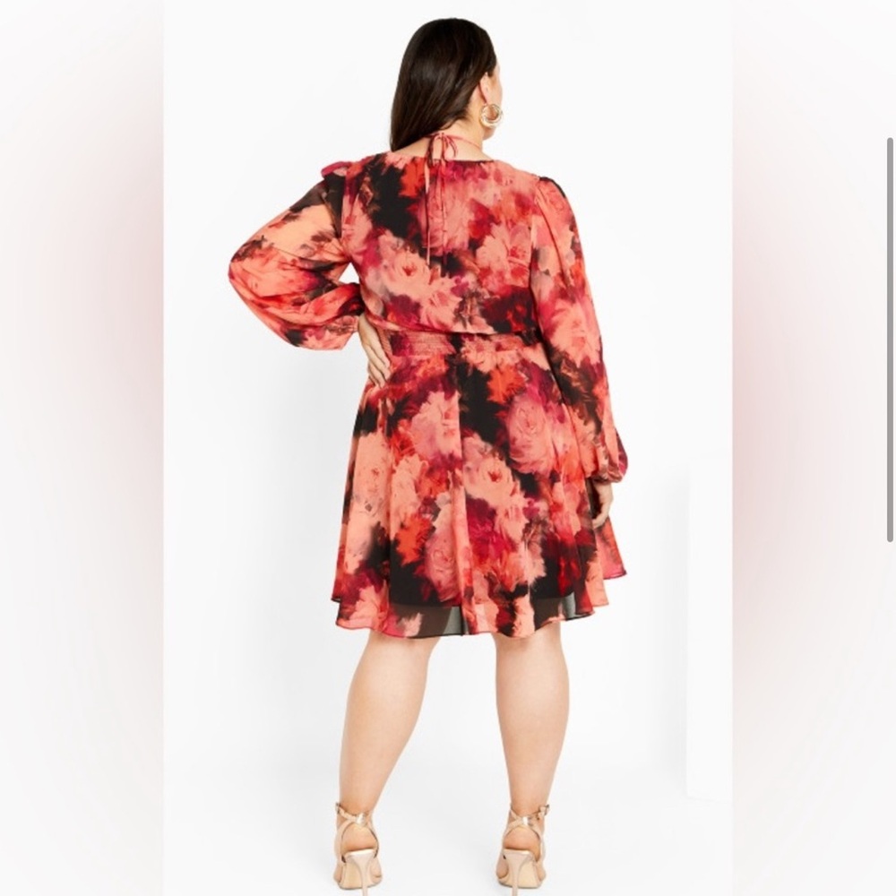 City chic Mischa dress size Large new with tag 
dark floral - Picture 3 of 7